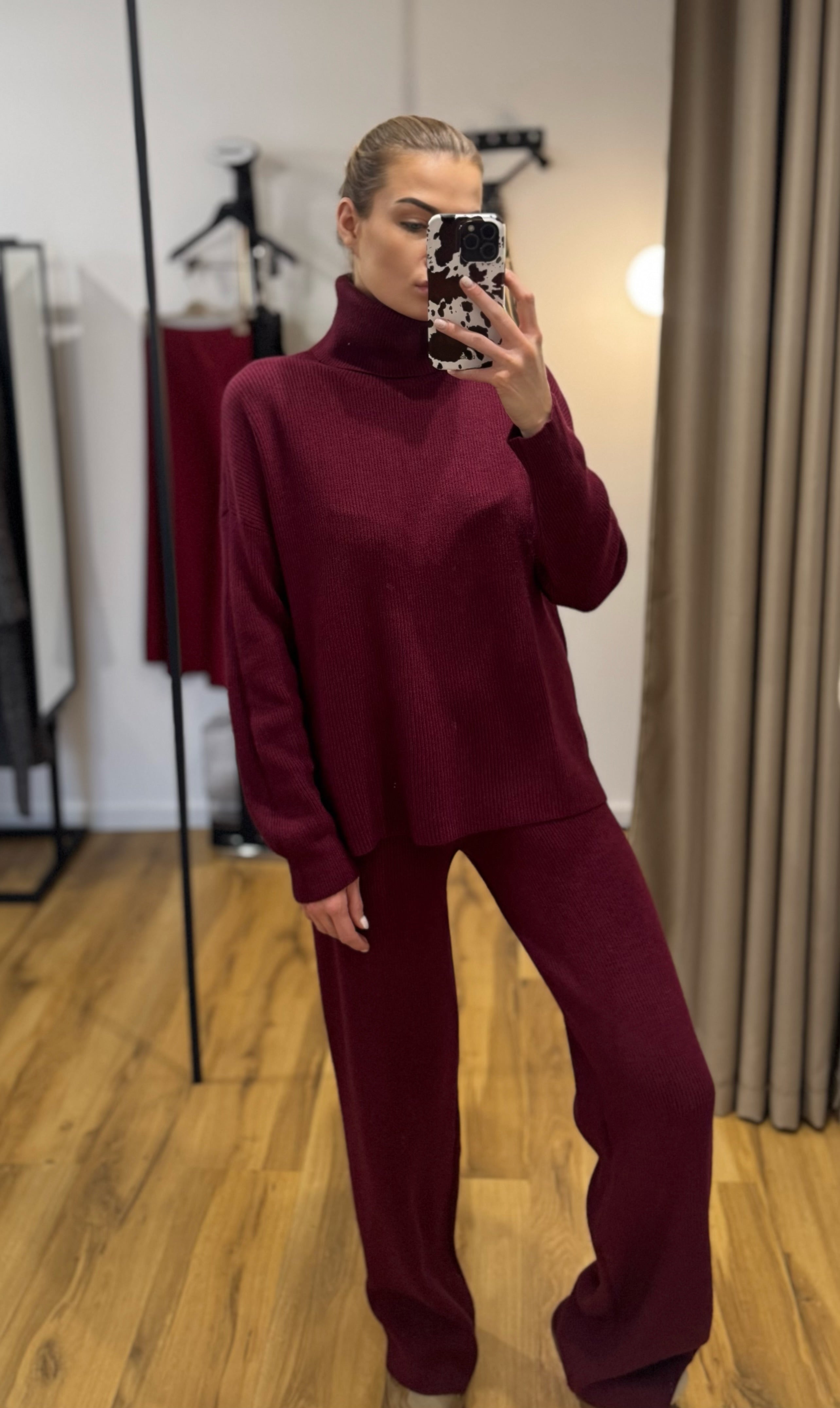 Kostiumėlis Su Kašmyru✨